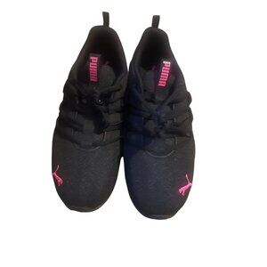 PUMA TRAINING SNEAKERS